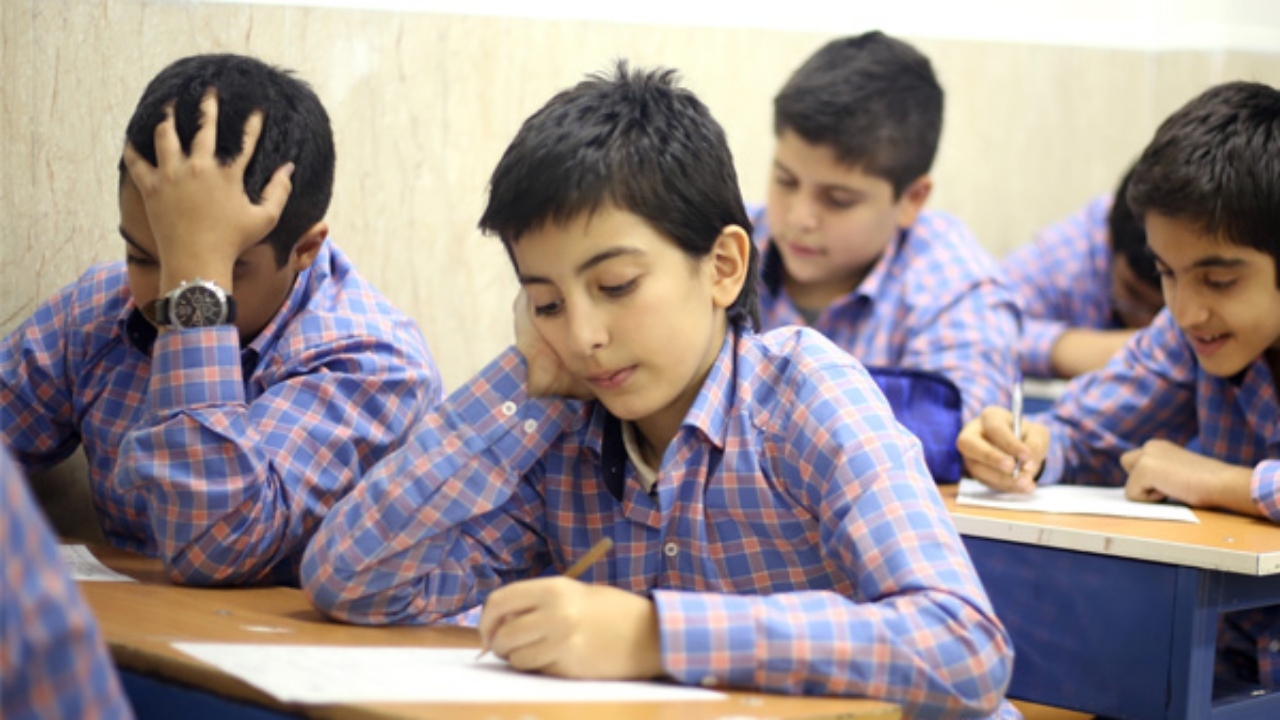 مدارس آبادان و خرمشهر دایر هستند
