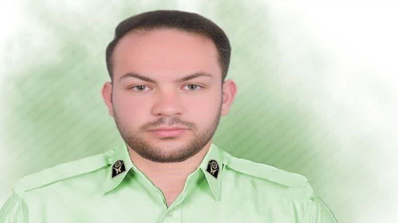 لحظه اعلام شهادت شهید اکبری از شهدای انتظامی راسک به خانواده اش