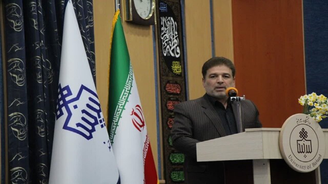 ۶۴ پژوهشگر و فناور برتر خراسان جنوبی تجلیل شدند