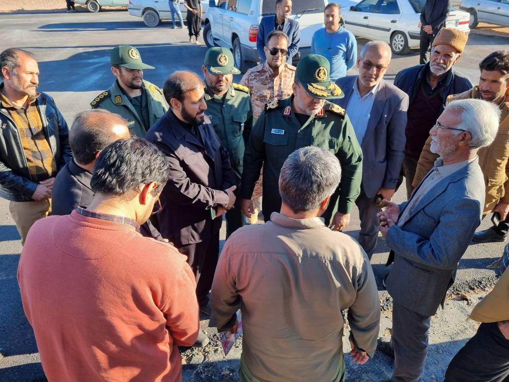 بازدید سردار نظری از پروژه‌های در حال اتمام روستای رحمت آباد زرند