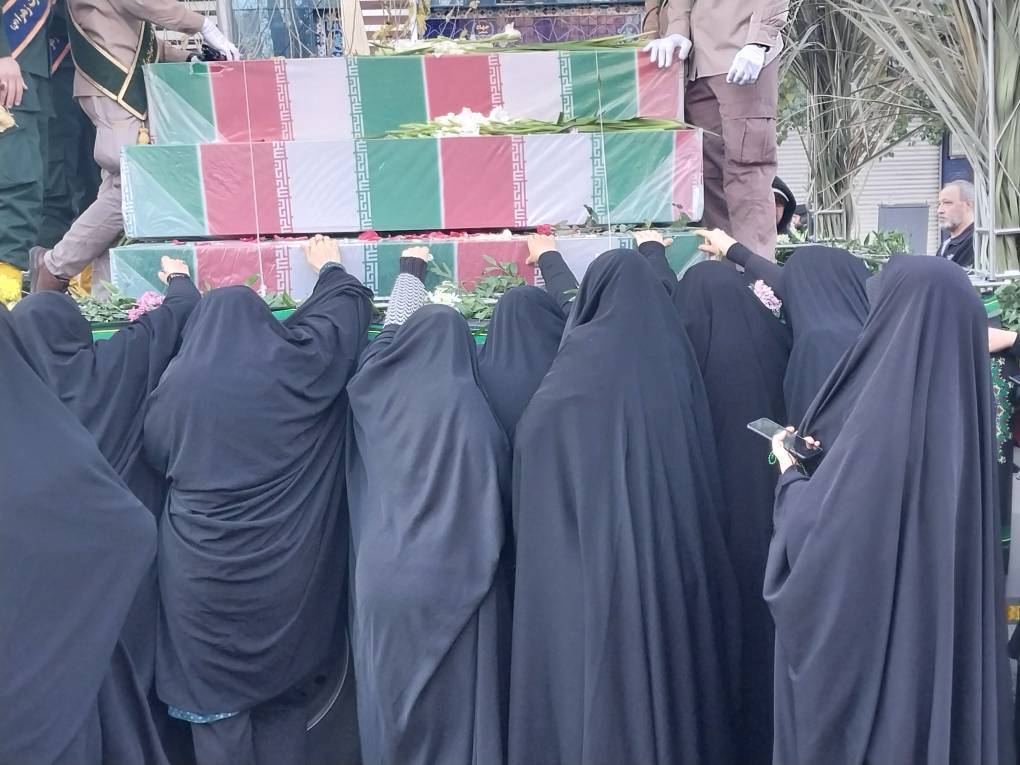 تشییع شهید گمنام