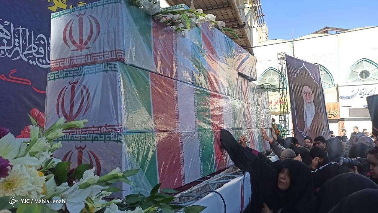 پیکر&zwnj;های مطهر ۹ شهید گمنام در استان کرمان تشییع شد