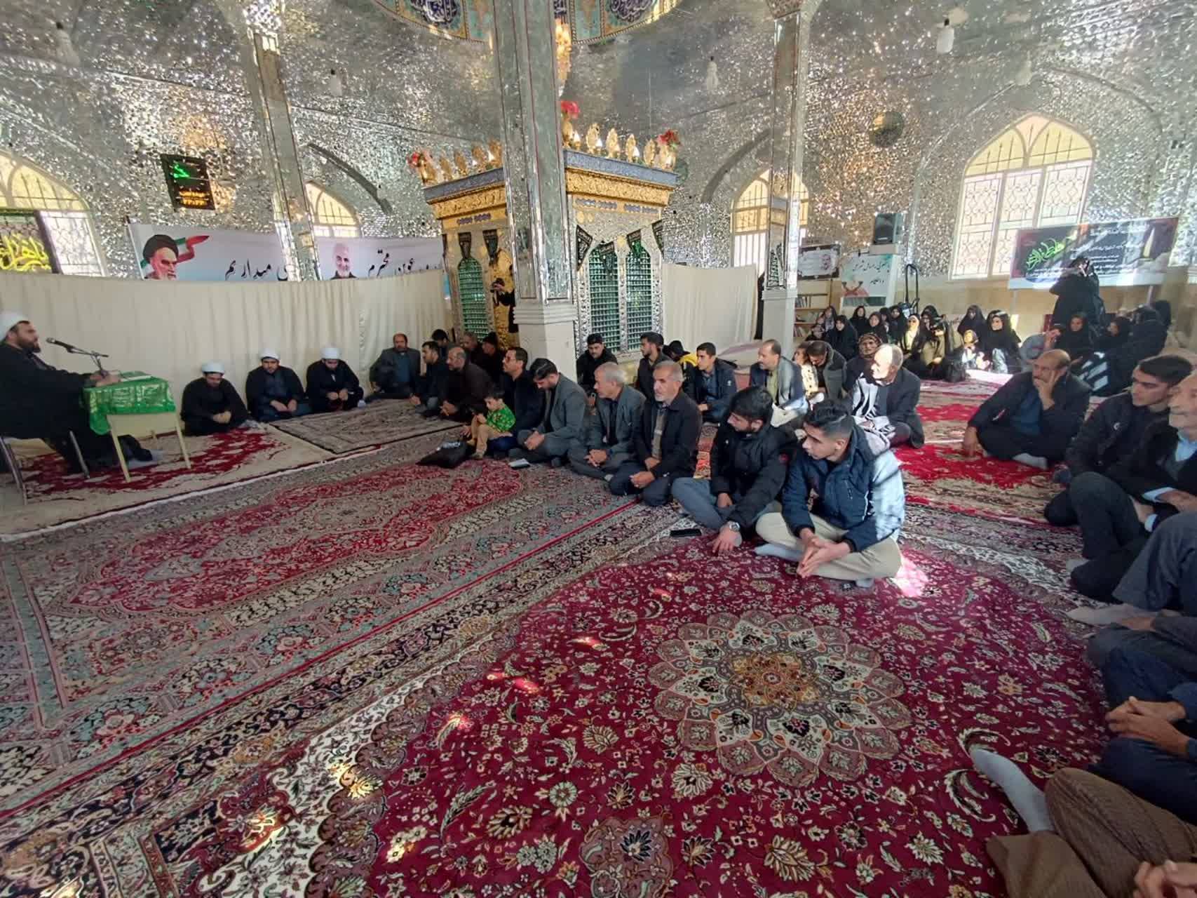 مراسم عزاداری در امامزاده