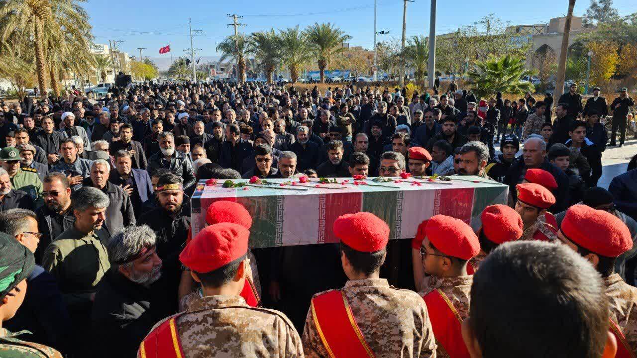 تشییع پیکر مطهر لاله گمنام در شهرستان بافق