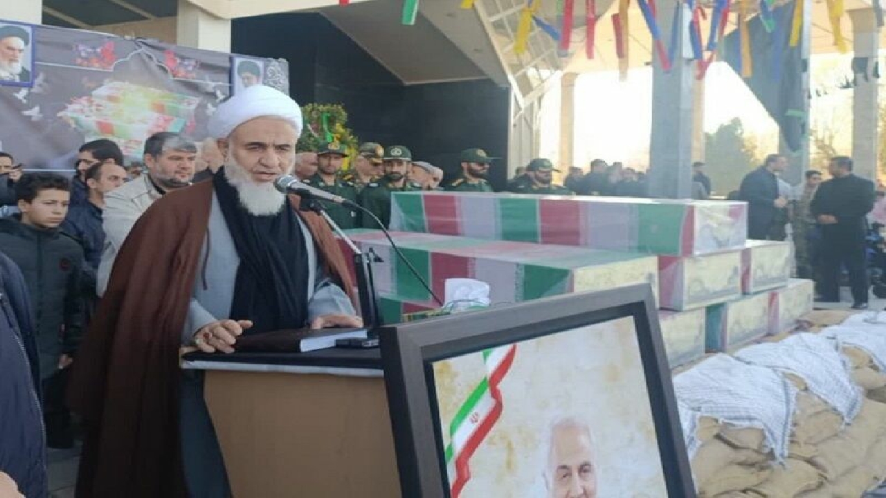 آرزوی شهدای ما صدور انقلاب به اقصی نقاط جهان بود