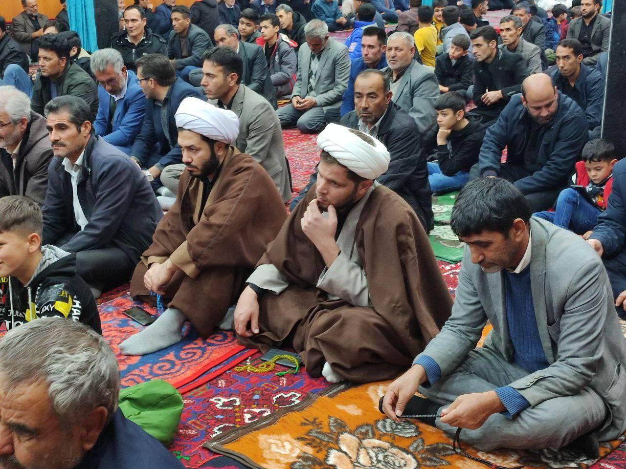 حضور باشکوه مردم در مراسم عزاداری
