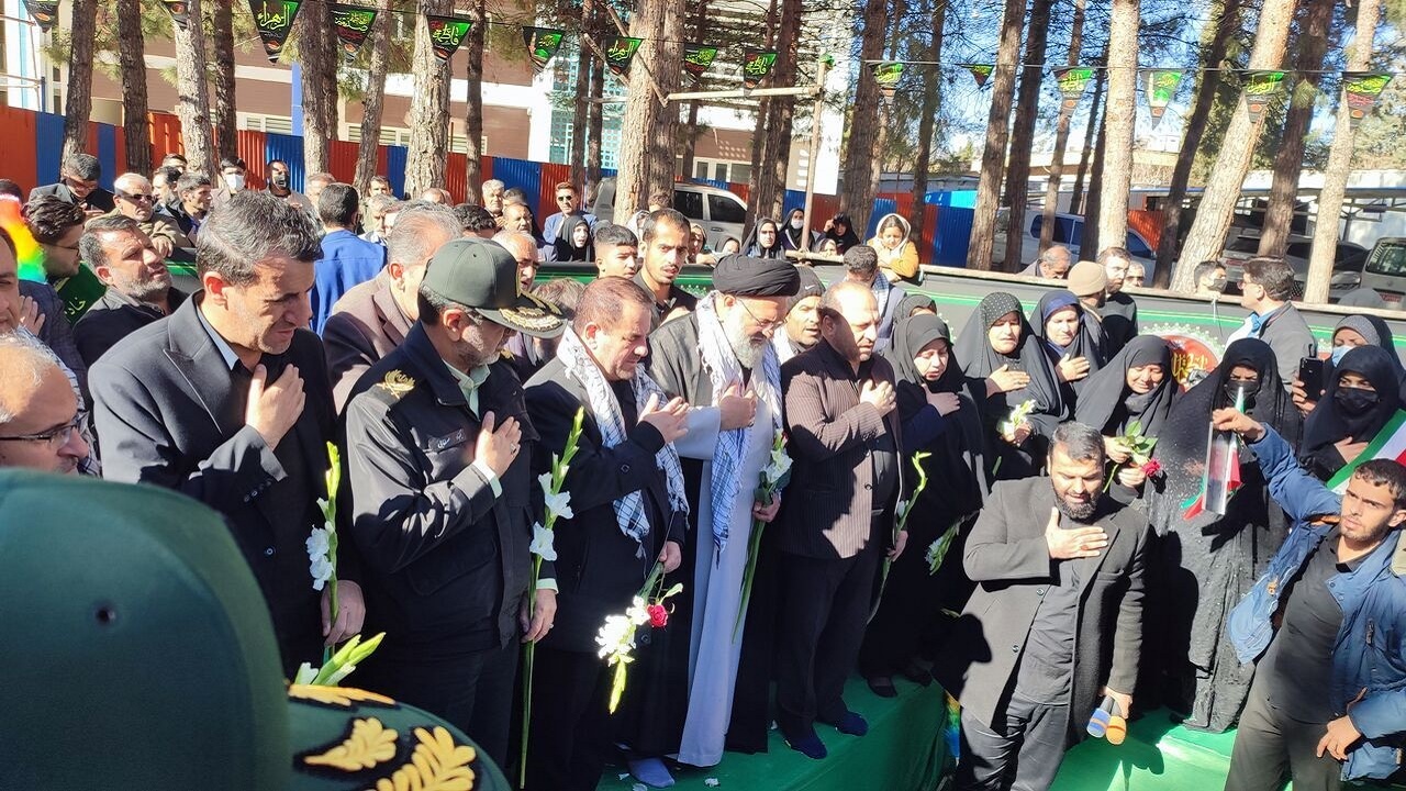 شهید خوشنام دوران دفاع مقدس در یاسوج آرمید