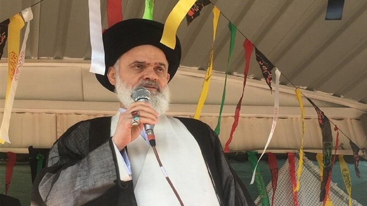 شهیدان، انقلاب را در برابر همه حوادث بیمه کردند