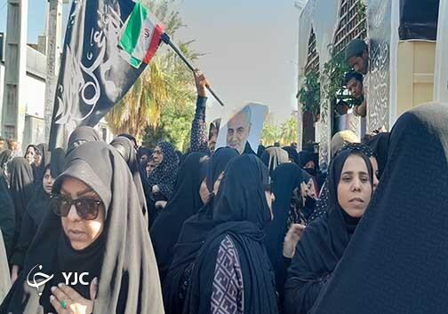تشییع پیکر مطهر ۵ شهیدگمنام در بندرعباس