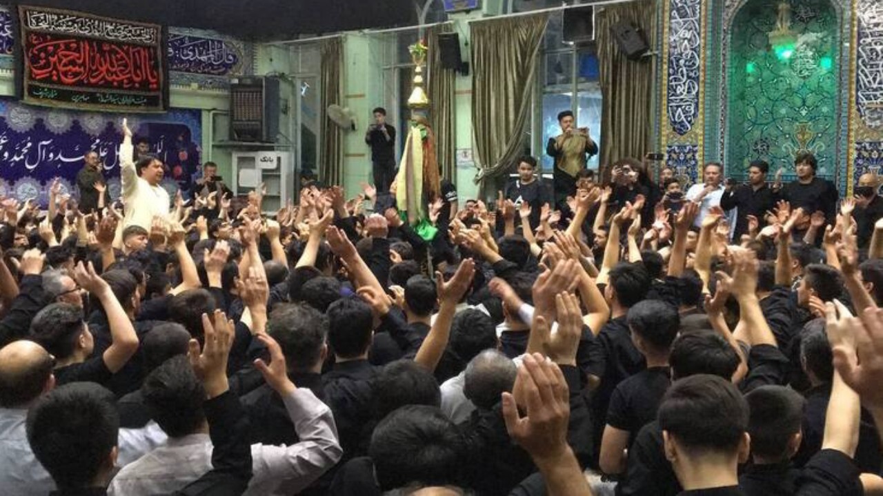 عزاداری مهاجرین افغانستانی در مشهد + فیلم