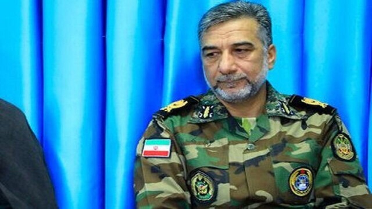 تأمین امنیت ۱۵۶۰ کیلومتر از مرزهای ایران با ‌۱۰ تیپ ‌ارتش