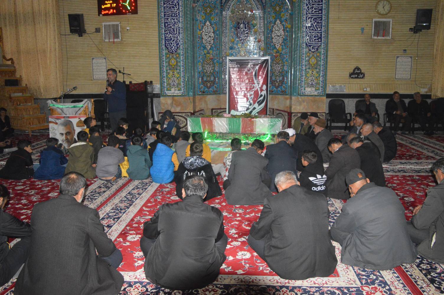 گزارش تصویری از برگزاری مراسم تشییع شهدا در روستای طزرک قزوین