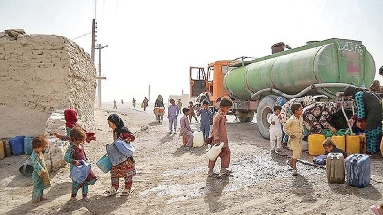 ۵۳ تانکر آب در مناطق دچار تنش آبی سیستان و بلوچستان توزیع شد