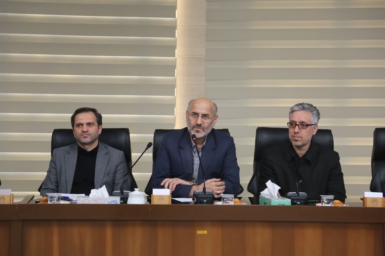 ارائه راهکار از سوی دانشگاه‌ها برای مدیریت جامعه ضروری است