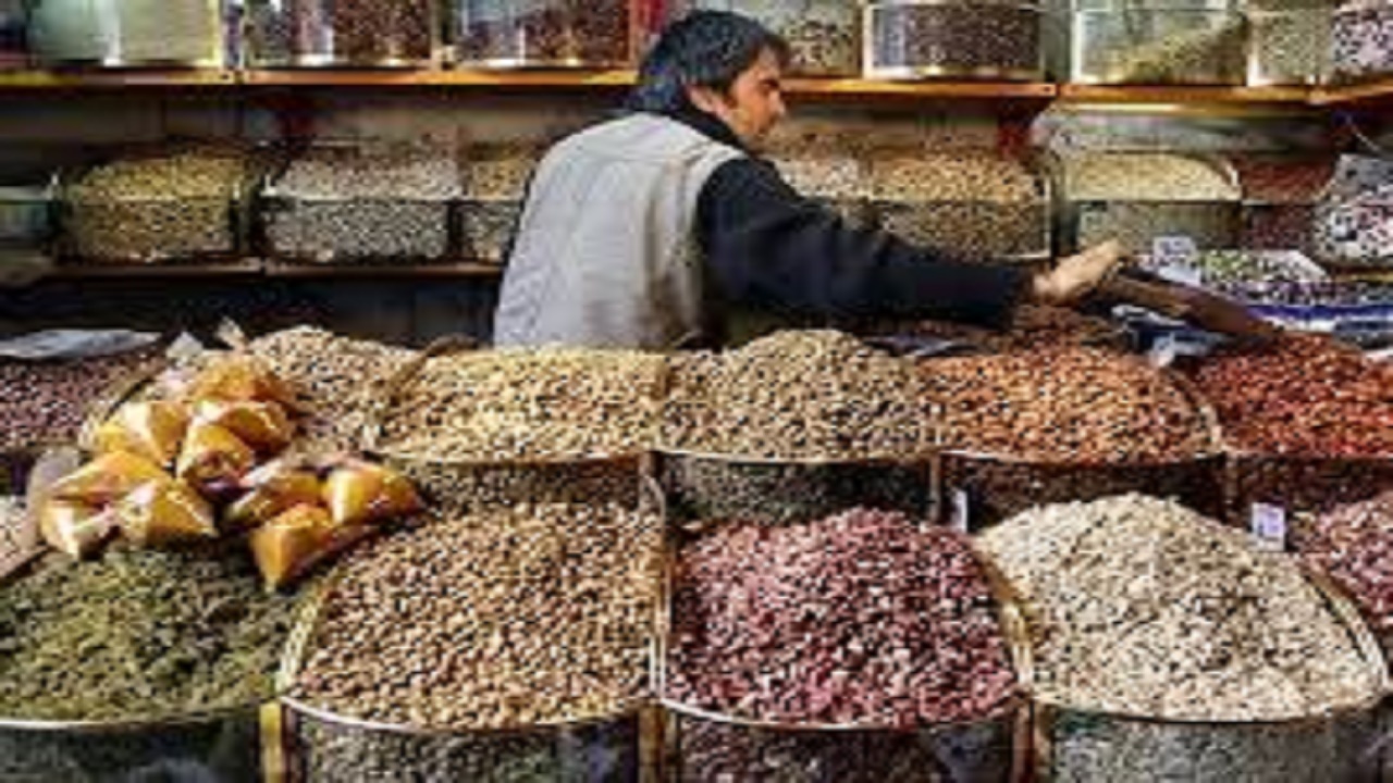 مهر و موم مغازه آجیل فروشی در یاسوج به دلیل گرانفروشی