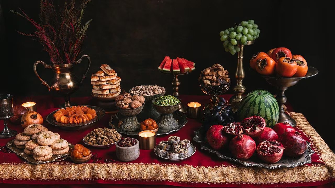 سایه تجمل بر بازار شب چله اصفهان
