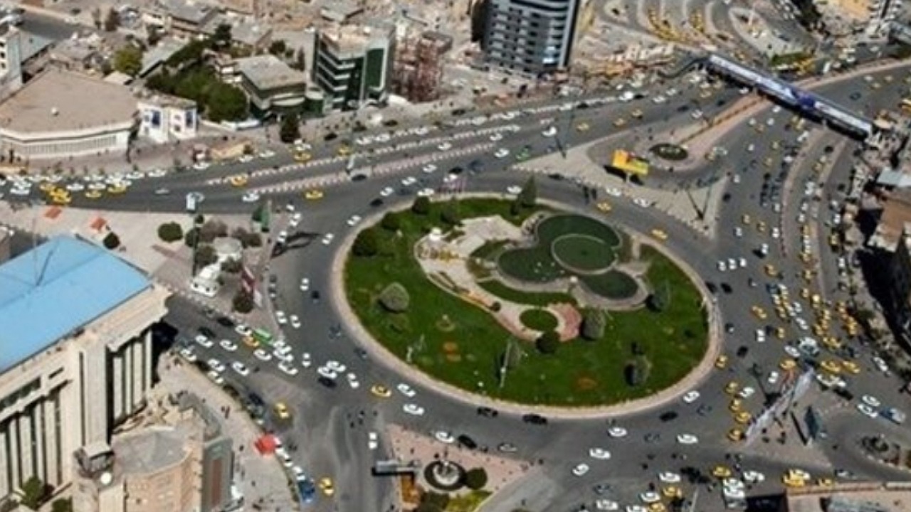 نیازمند مدیران مقتدر برای رفع مشکلات کشور هستیم