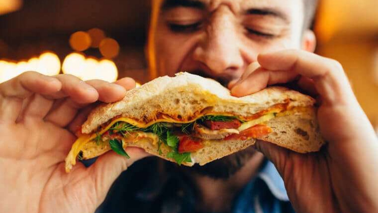 اگر یک هفته فست‌فود نخوریم چه می‌شود؟ + فیلم