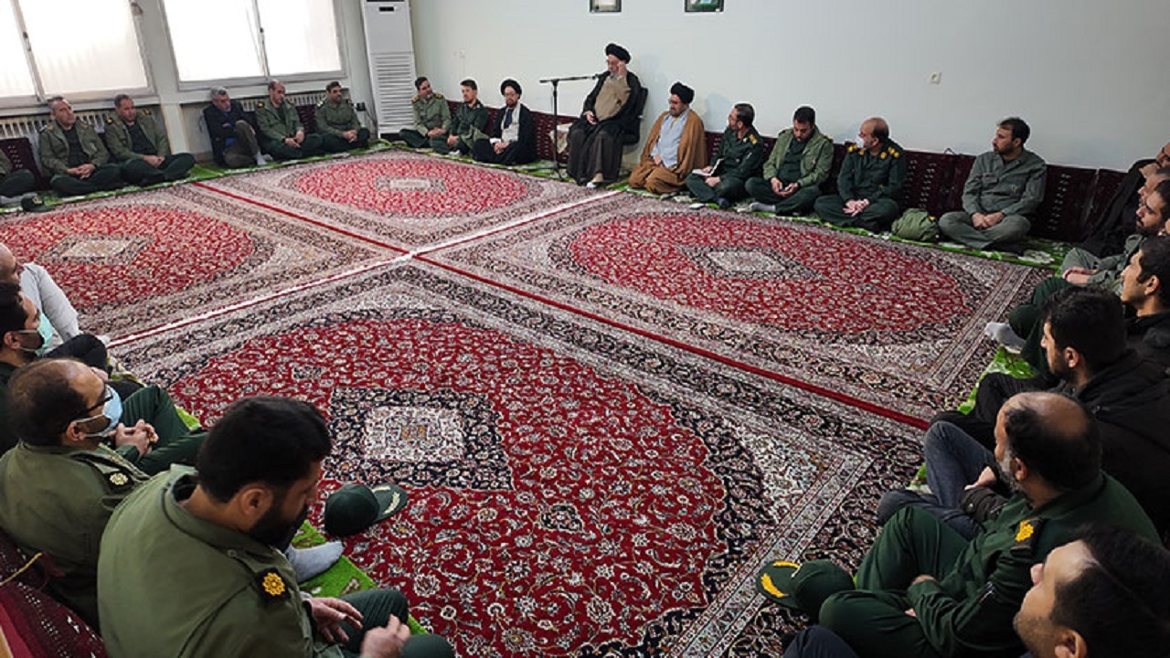 عمل نکردن به وعده ها سبب نارضایتی مردم می‌شود