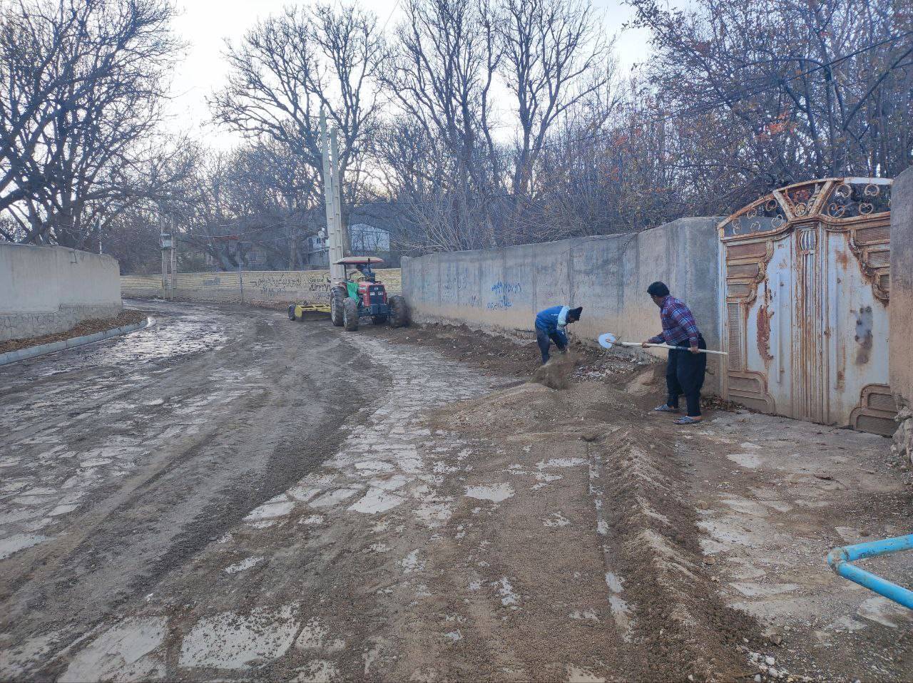 زیرسازی آسفالت در روستای توآباد