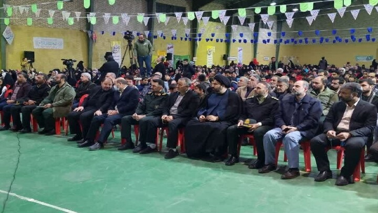 اجتماع بزرگ بسیجیان استان سمنان برگزار شد