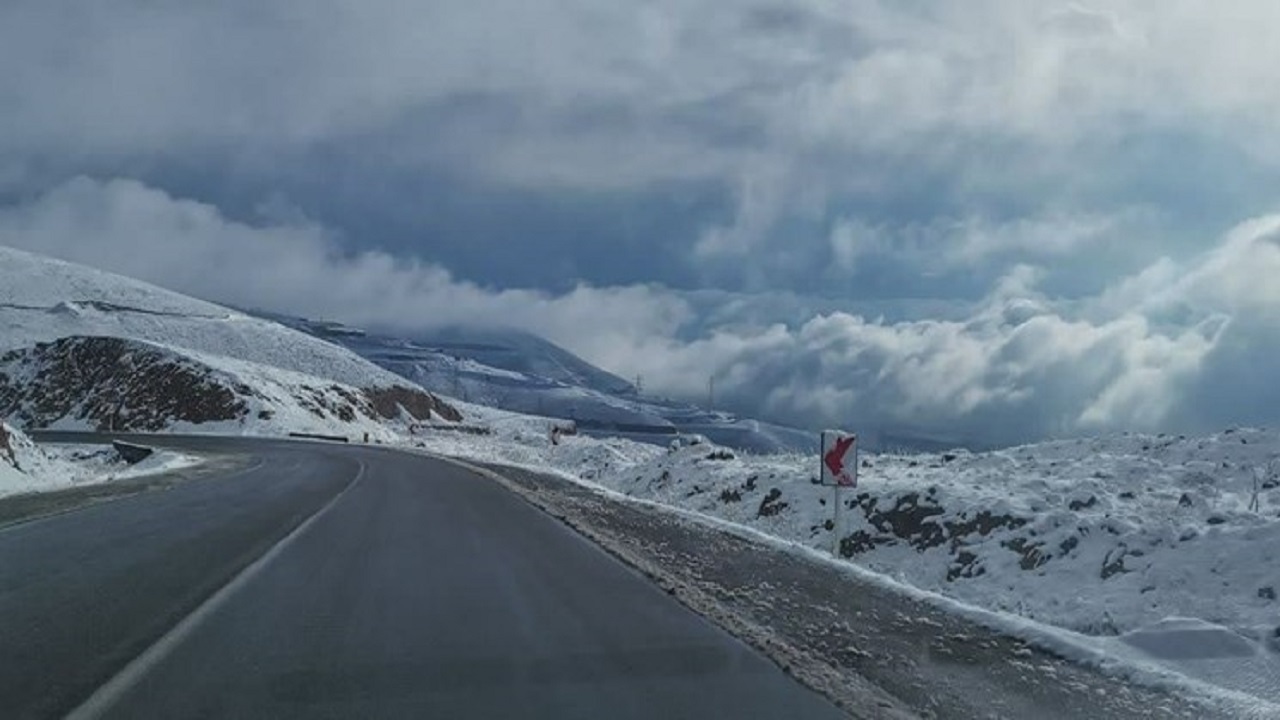 بارش دو سانتی‌متری برف در کوهرنگ