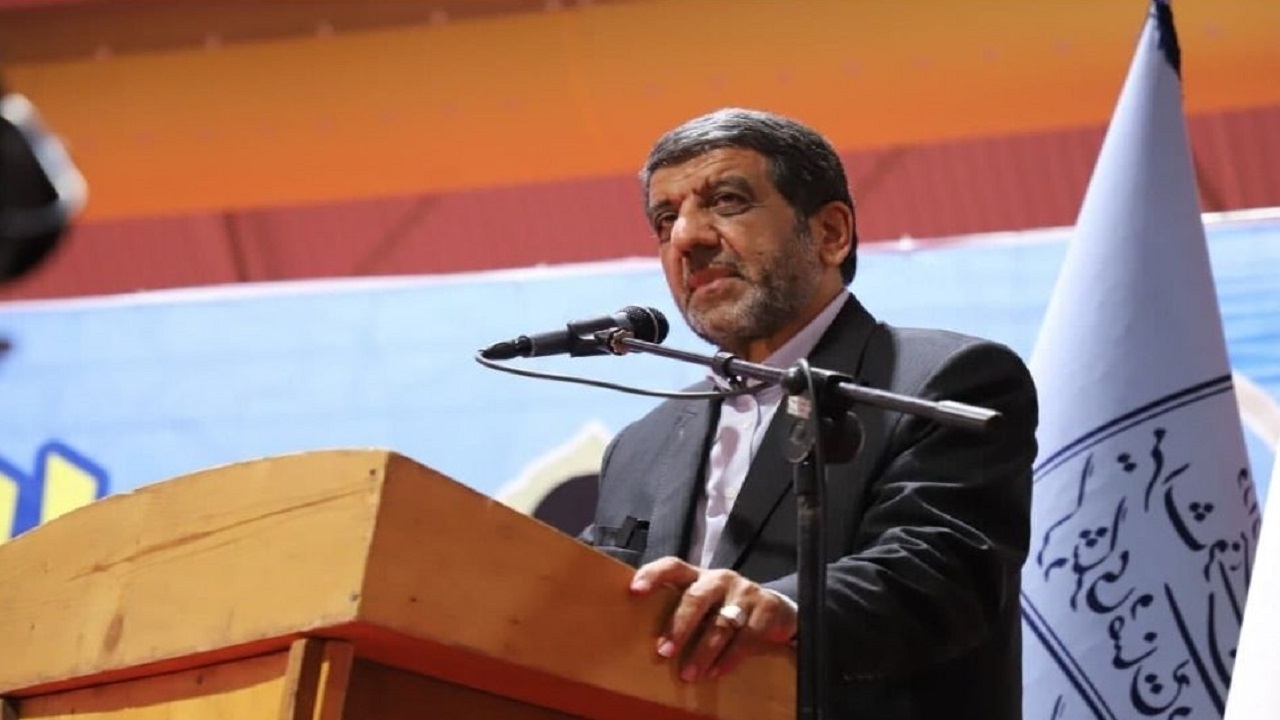 ملت ایران هویت چند هزار ساله دارد