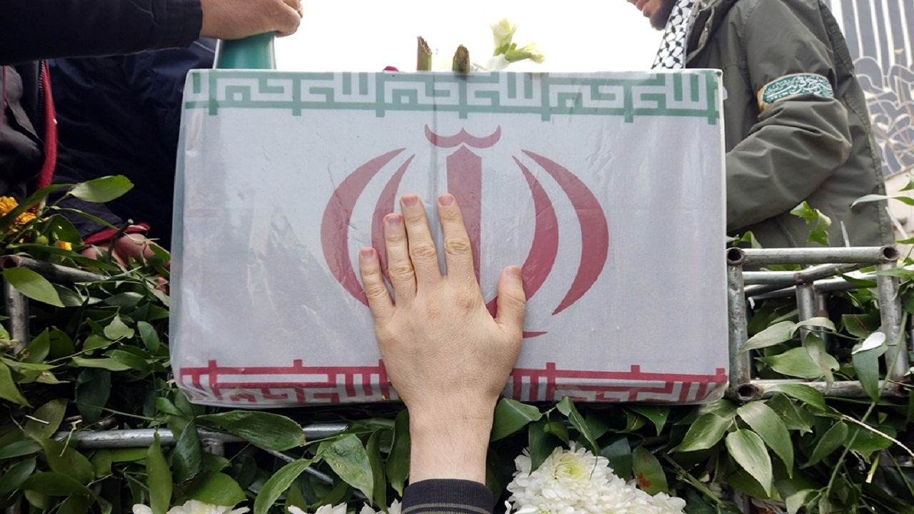 گوشه‌هایی از آیین تشییع شهید گمنام در دانشگاه خوارزمی تهران + فیلم و تصاویر