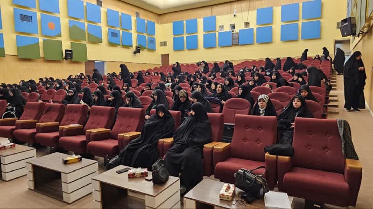 برگزاری همایش طلیعه حضور به میزبانی بافق