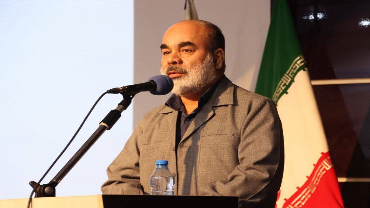 لزوم فراهم نمودن بستر‌های لازم برای سرمایه‌گذاری در بخش‌های مختلف صنایع دریایی