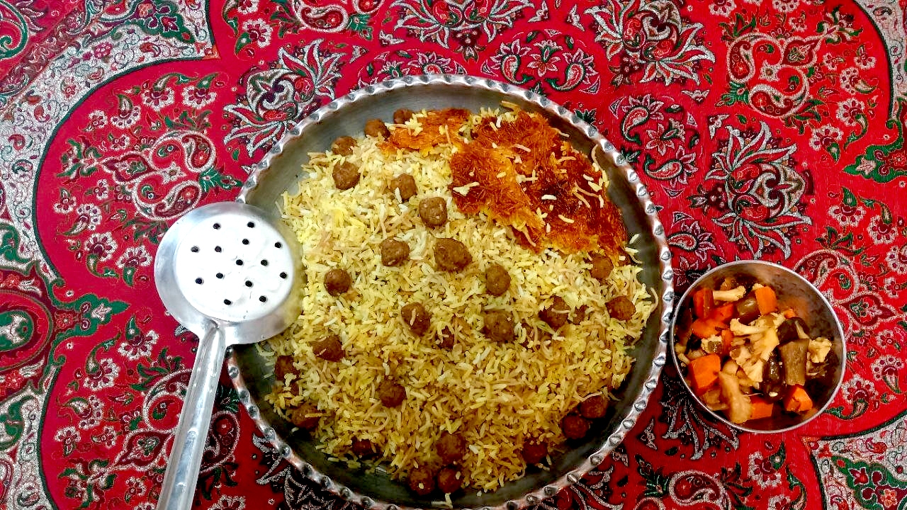 قصه پلو‌ها و خورشت‌های یلدای تهرانی‌ها