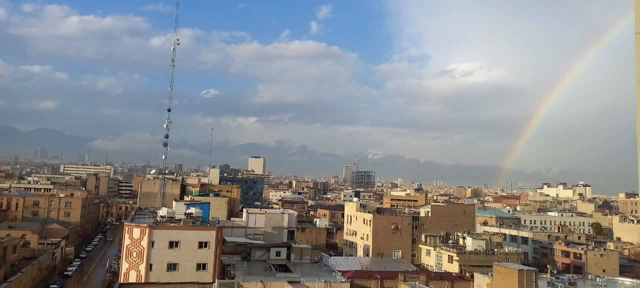 رنگین کمان در آسمان تهران