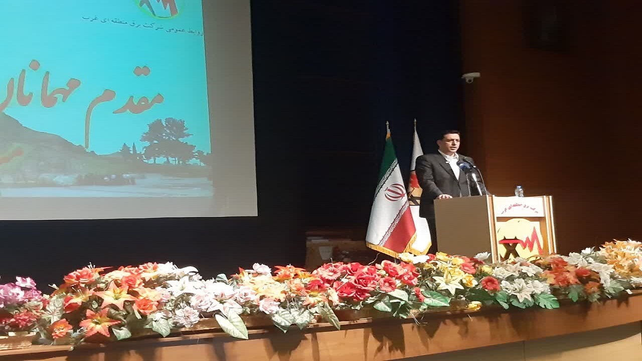 افزایش ۲۱ و ۱۳ درصدی تولید نیروگاه‌های منطقه ای برق و ظرفیت پست‌ها