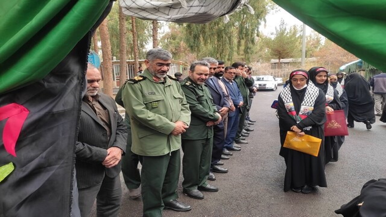 اعزام دانش آموزان سیستان و بلوچستان به اردوی راهیان نور