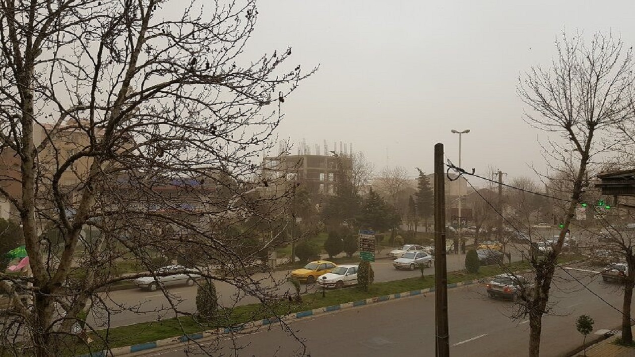 تندباد اردبیل را درنوردید