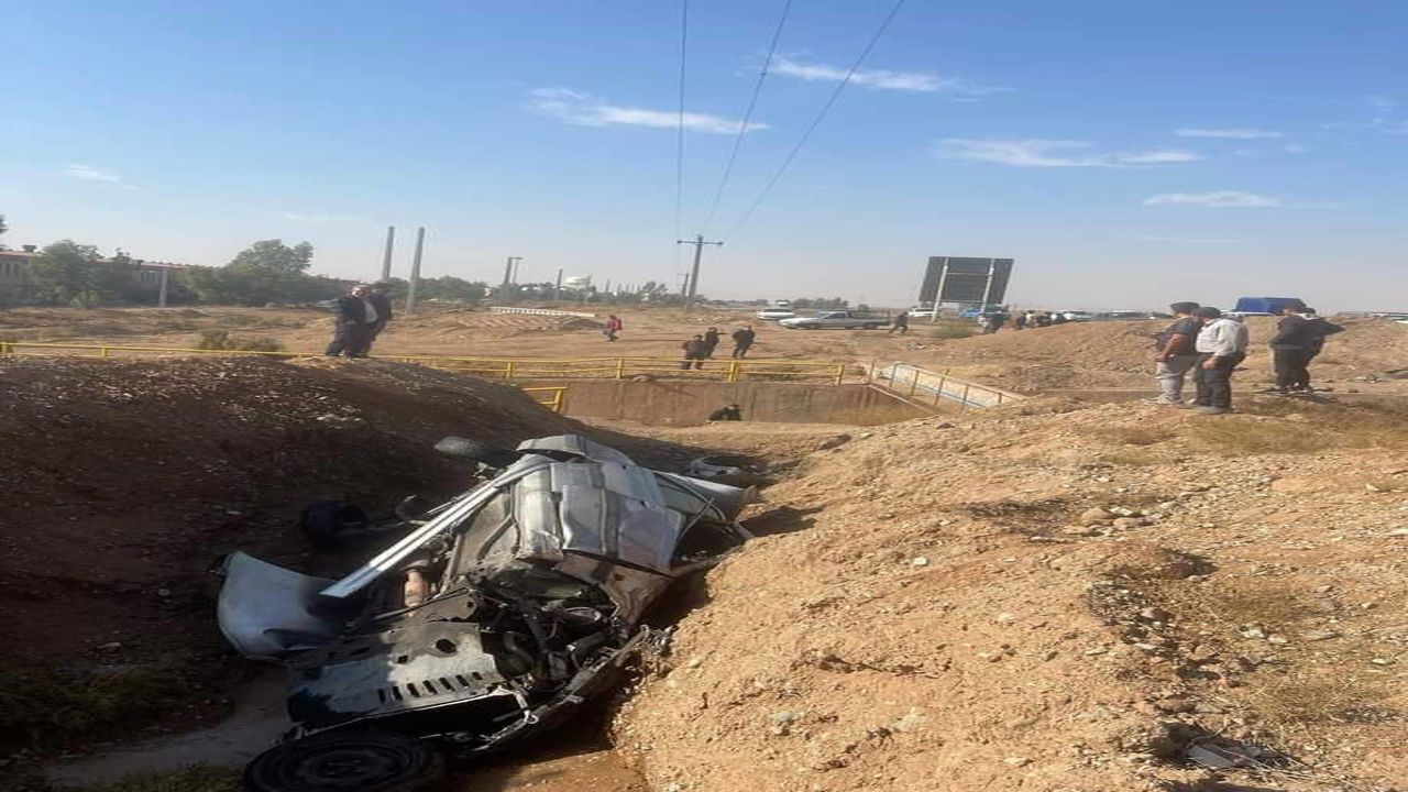 سقوط مرگبار پژو از پل در ایوانکی