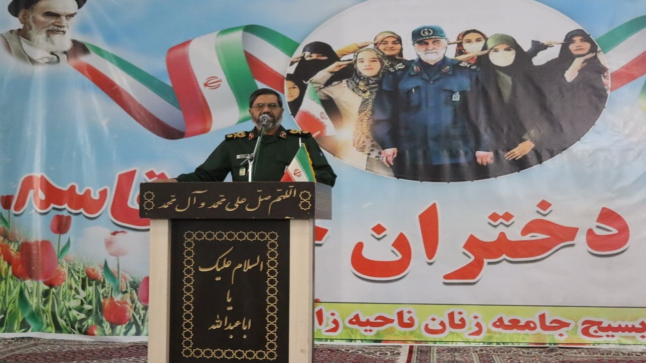 فرهنگ شهادت کشور ما را در مقابل فتنه ها ایستاده نگاه داشت