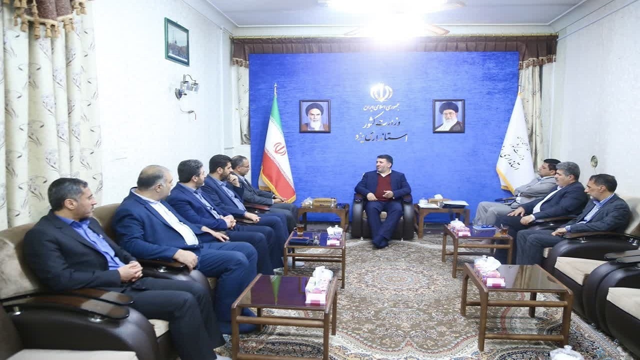 پیگیری مشکلات حوزه بهداشت و درمان استان یزد
