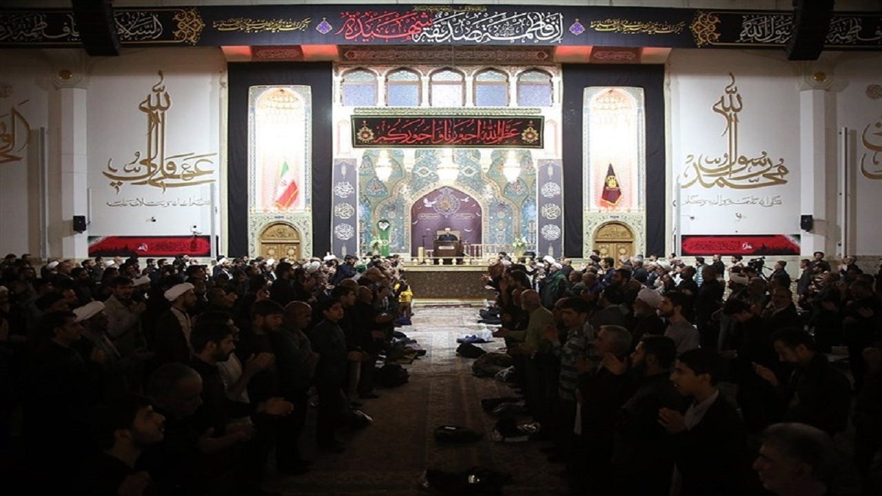 مراسم عزاداری شهادت حضرت زهرا (س) در حرم حضرت معصومه (س)