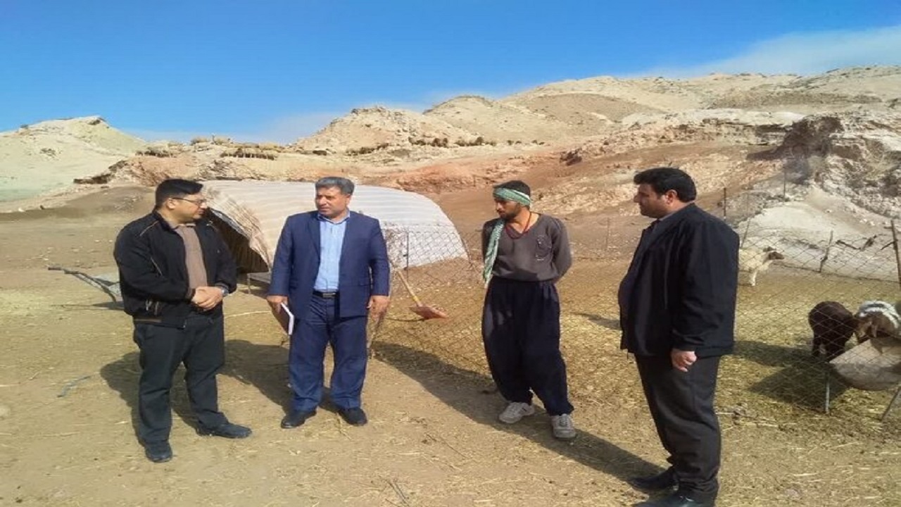 بازگشایی راه‌های عشایری و احداث پل چم سورک تخریب شده در جریان بارندگی و سیل اخیر در گیلانغرب