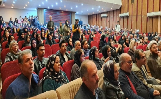 تشییع پیکر &laquo;پروانه معصومی&raquo; در گیلان + فیلم و تصاویر