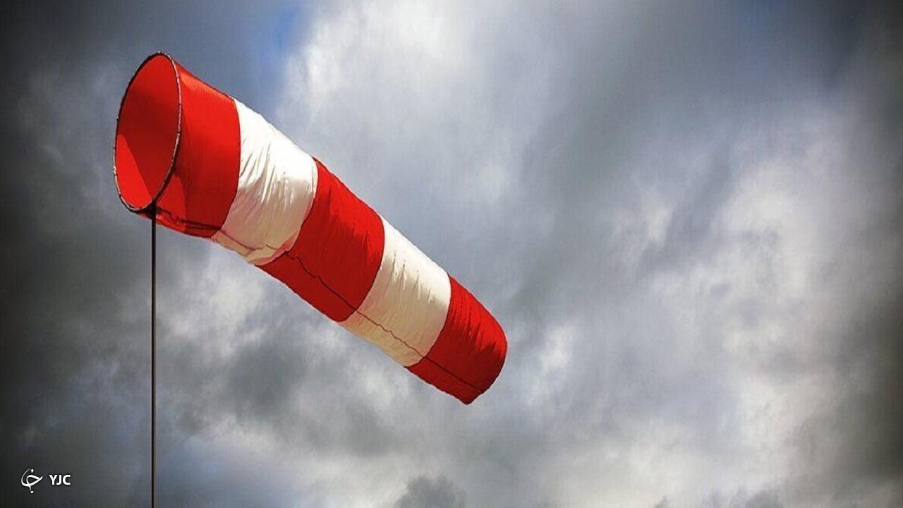 سرعت تندباد در مهاباد به ۸۰ کیلومتر بر ساعت رسید