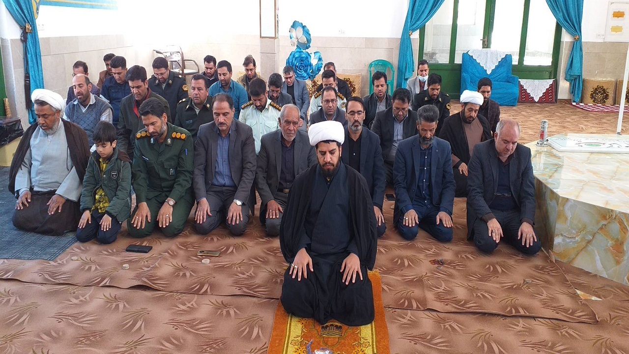 شهدای گمنام کوهبنان میزبان نماز وحدت