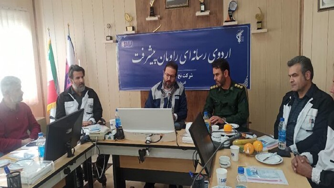 تولیدکنندگان افسران جبهه اقتصادی هستند