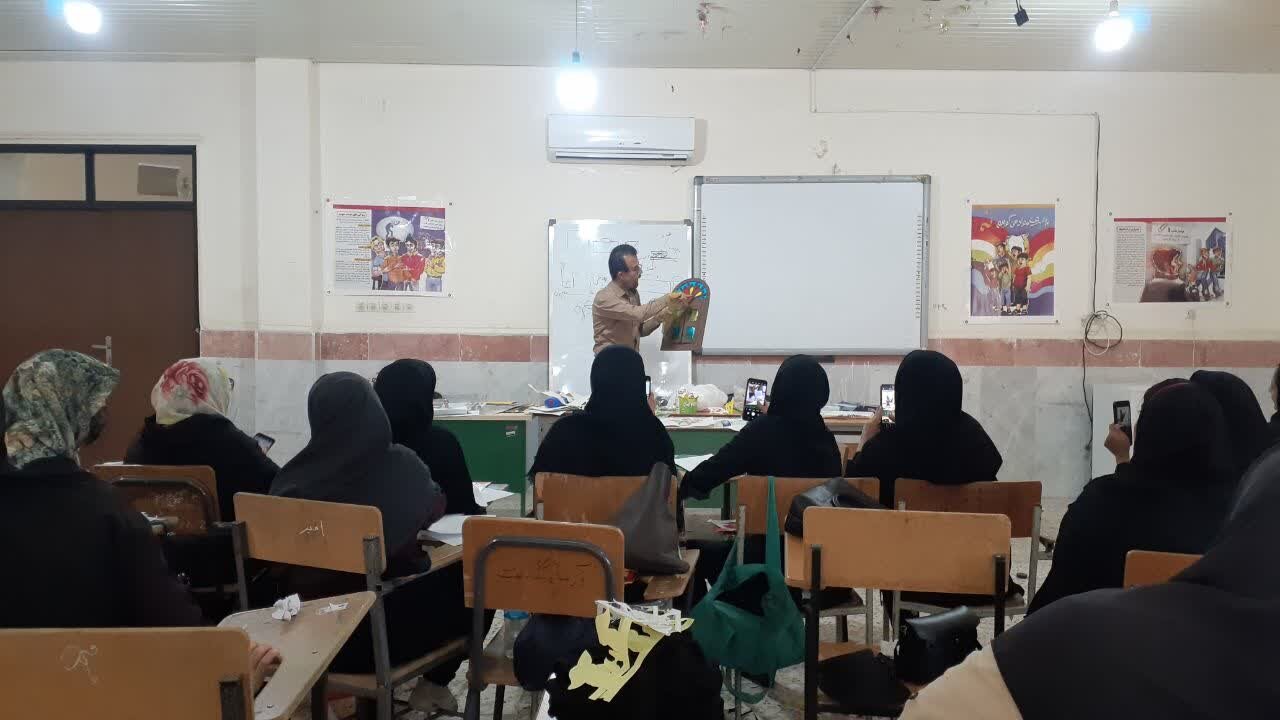 توانمندسازی ۷۷۰۰ معلم در آذربایجان‌غربی