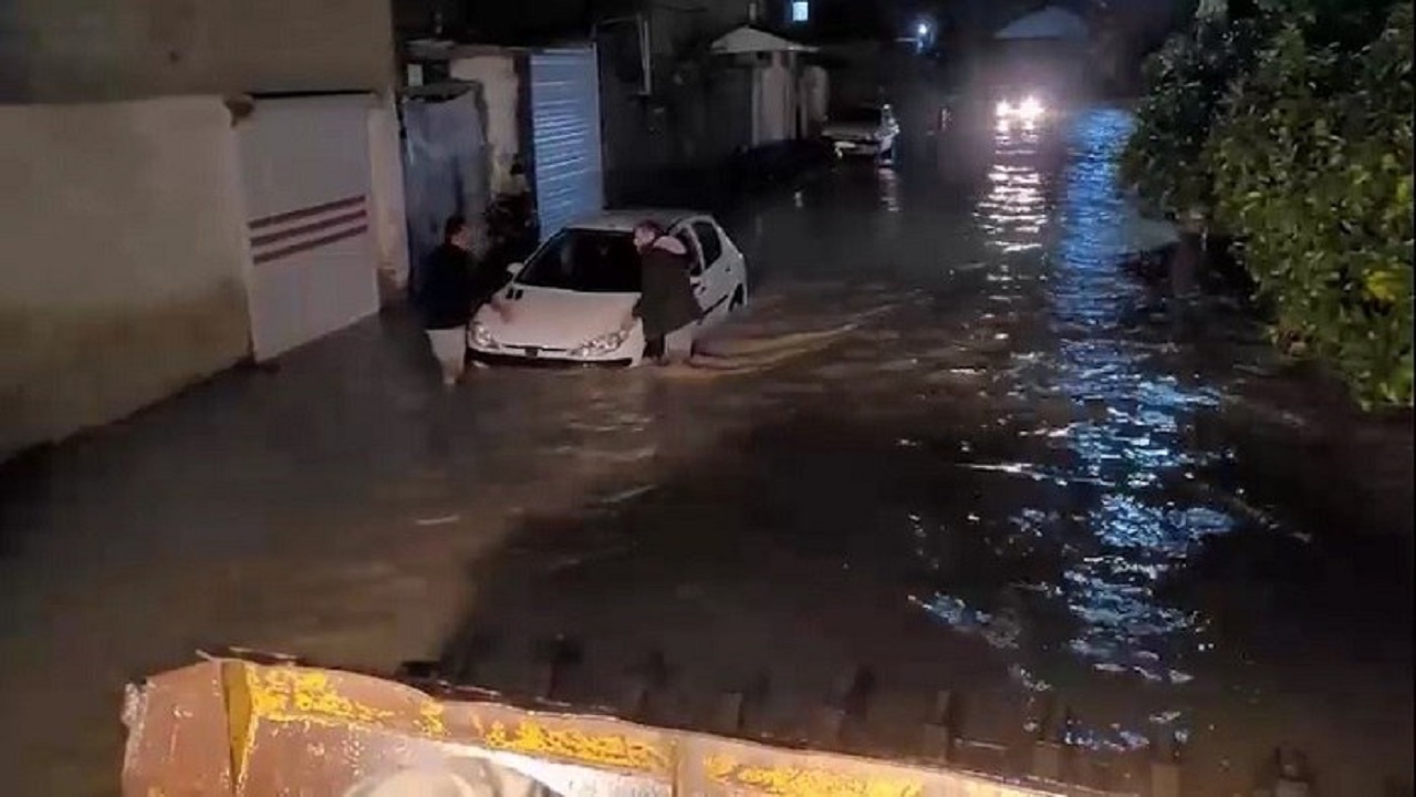 چند منطقه مازندران درگیر آبگرفتگی + فیلم