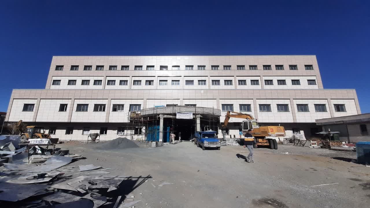 بهره برداری از دو بیمارستان در آذربایجان غربی