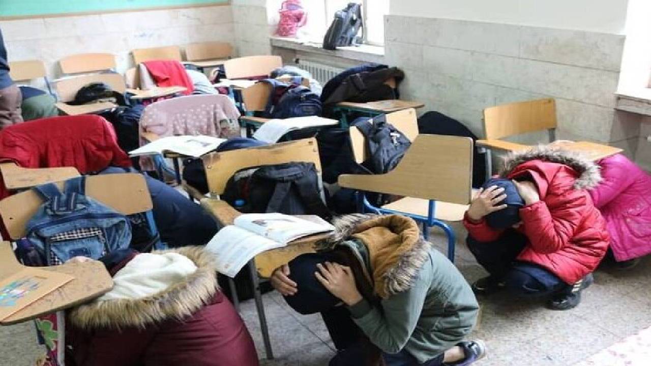 زلزله بلای طبیعی نیست