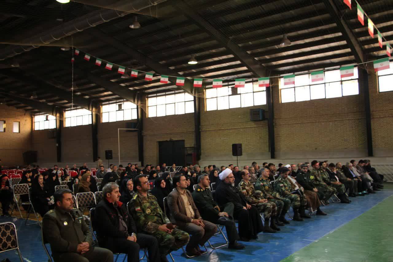 گرامیداشت یادواره شهدا در باغستان گرامیداشت یادواره شهدا در باغستان