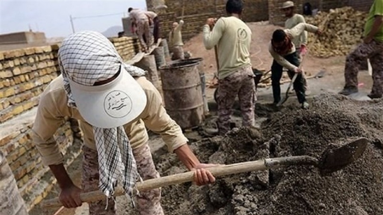 امروز خدمت به محرومین، جنگ با دشمن است
